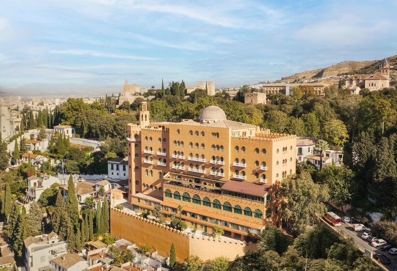 هتل Alhambra Palace