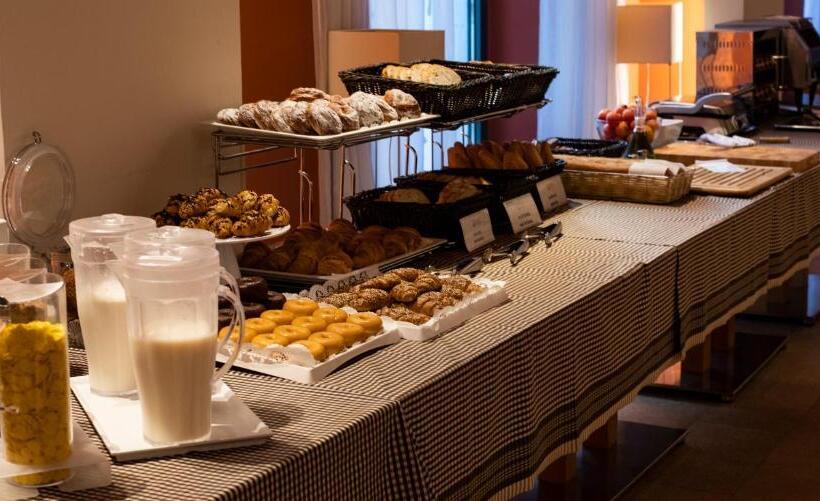 هتل Balneario Prats