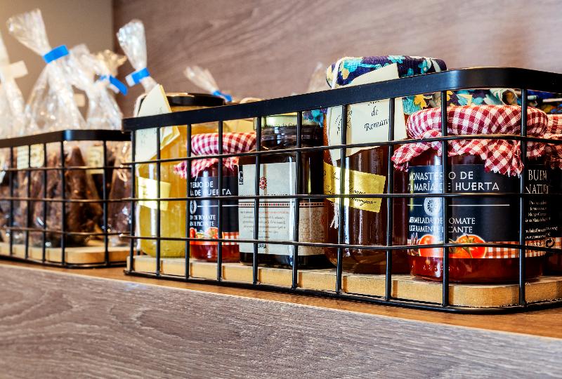 Отель Eurostars Puerta Real