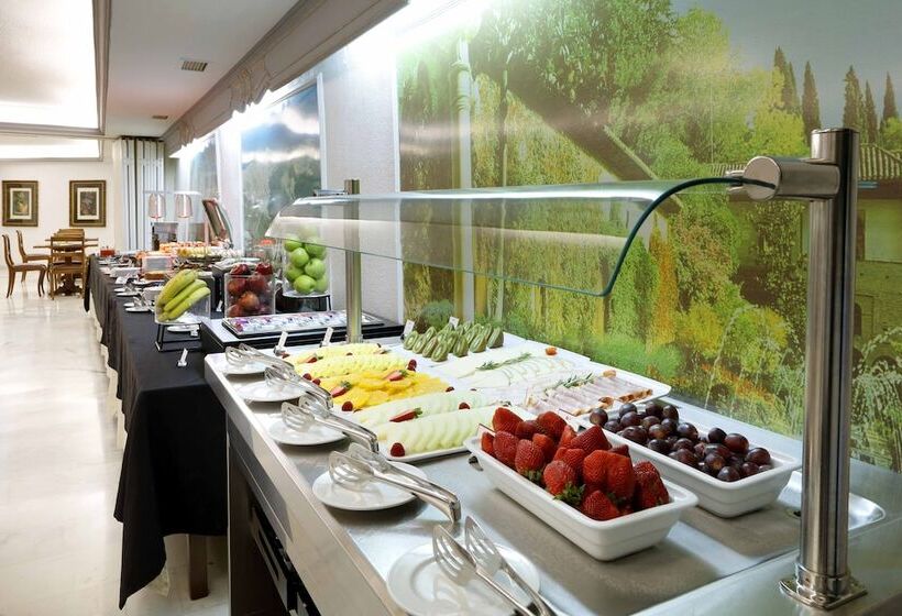 هتل Exe Triunfo Granada