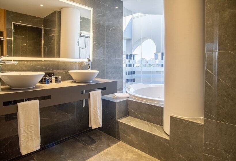 هتل Granada Center