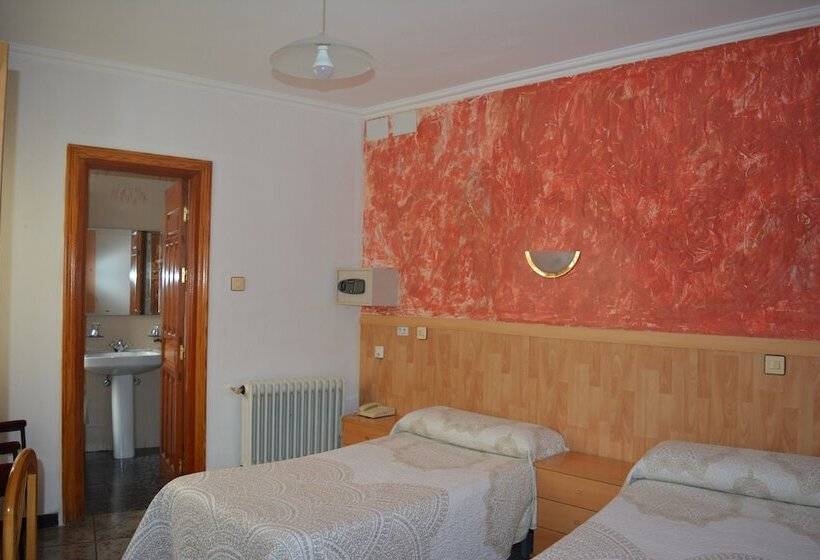 Отель Hostal Manolete