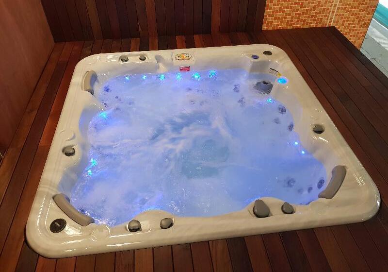 فندق Intelier Orange