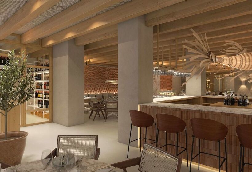 هتل Meliá Granada