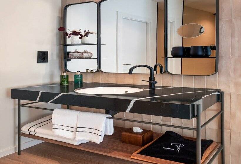 هتل Meliá Granada