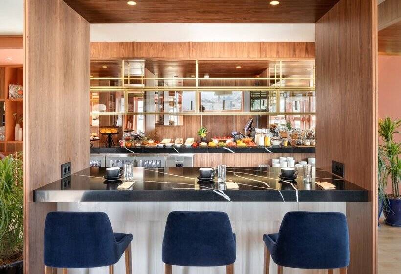 هتل Meliá Granada