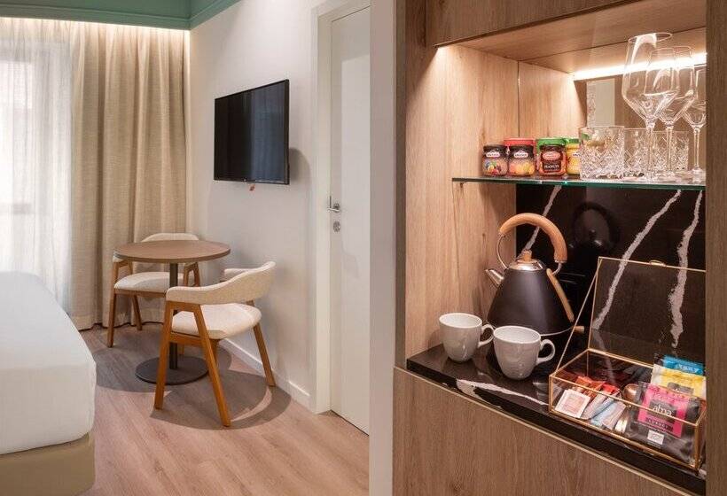 هتل Meliá Granada