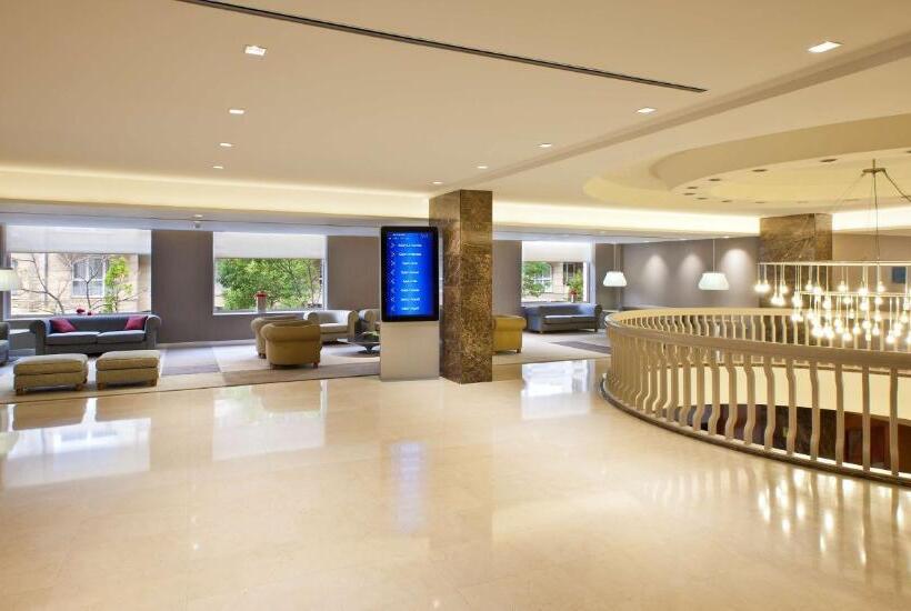 هتل NH Collection San Sebastian Aranzazu