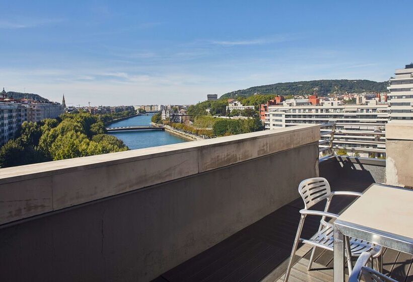 هتل Eurostars Amara