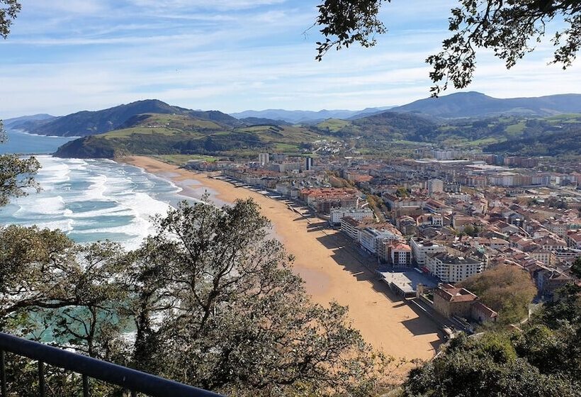 هتل Zarauz