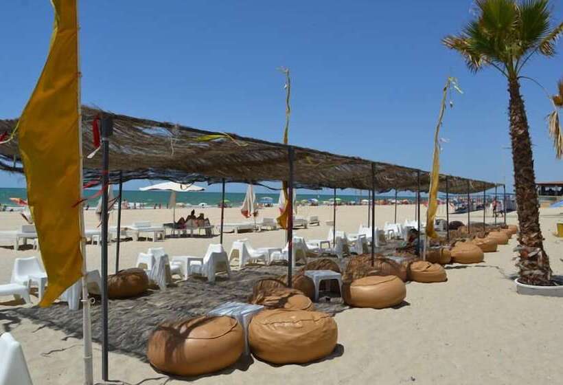 On Hotels Oceanfront - Adults Designed