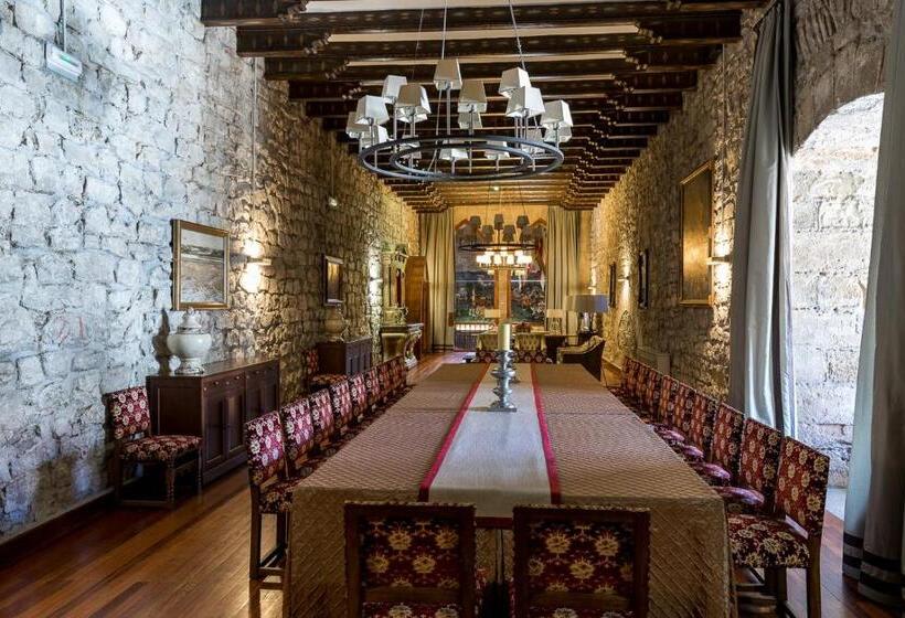 Parador De Hondarribia