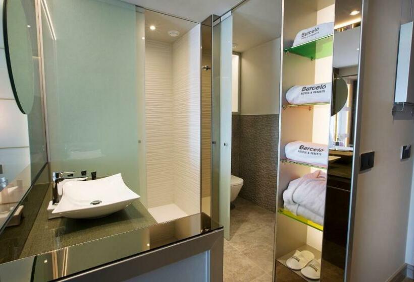 هتل Barcelo Ourense