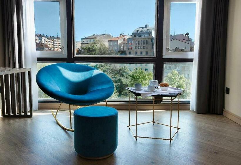 هتل Barcelo Ourense
