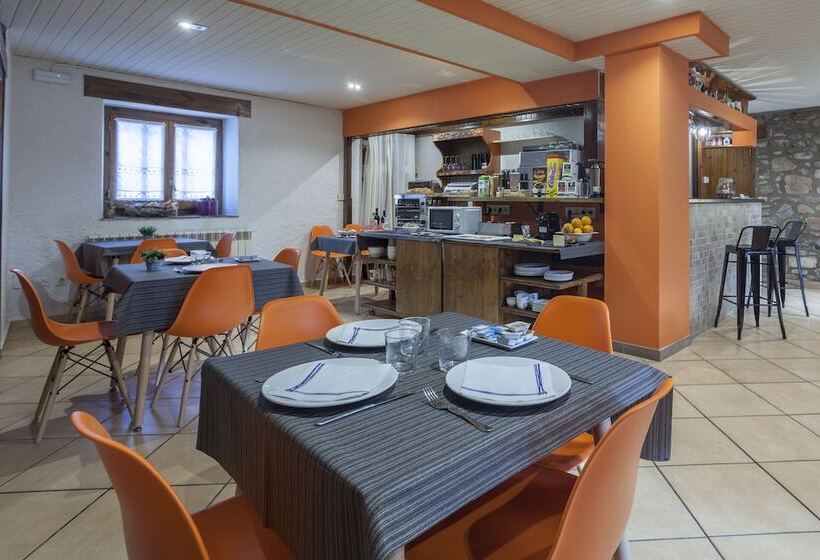 בית מלון כפרי Cal Rei De Talló