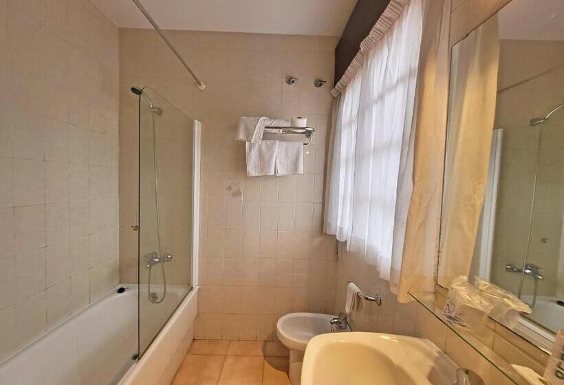 هتل Galaico Sanxenxo