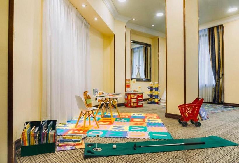 هتل Intercontinental Madrid, An Ihg
