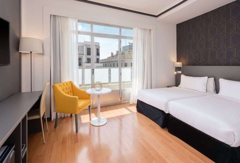 هتل Madrid Plaza De España, Affiliated By Meliá