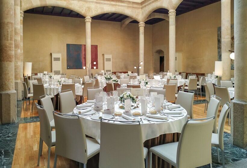 هتل NH Collection Salamanca Palacio De Castellanos