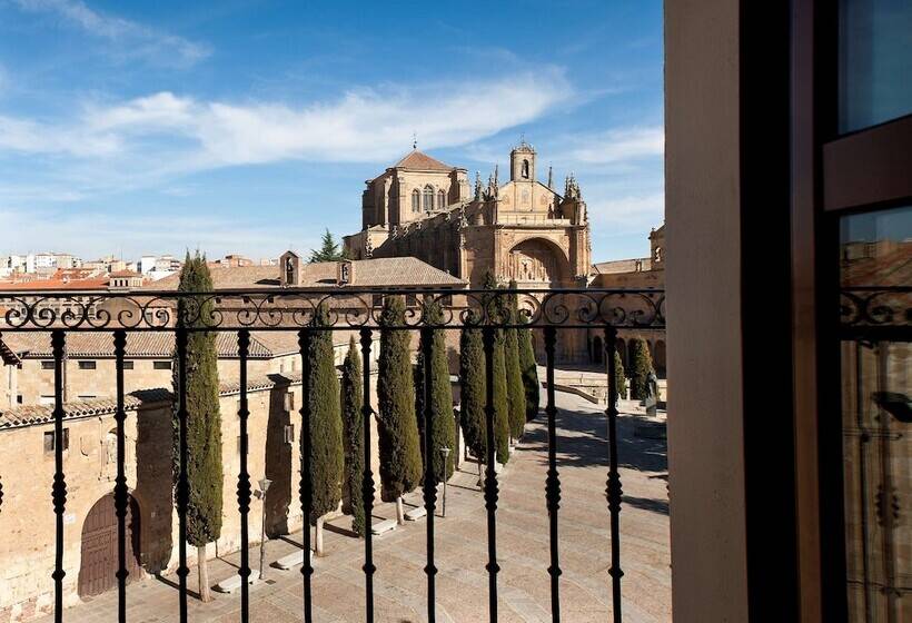 هتل NH Collection Salamanca Palacio De Castellanos