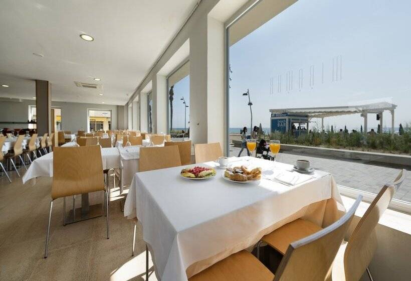 هتل 4r Miramar Calafell