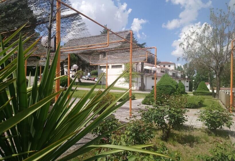 فندق Balneario De Ledesma