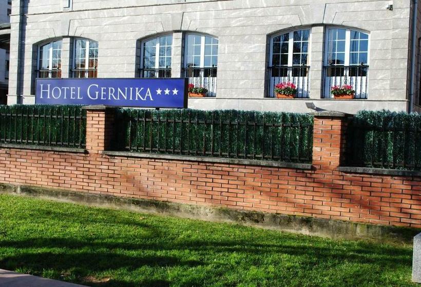 هتل Gernika   Adults Only