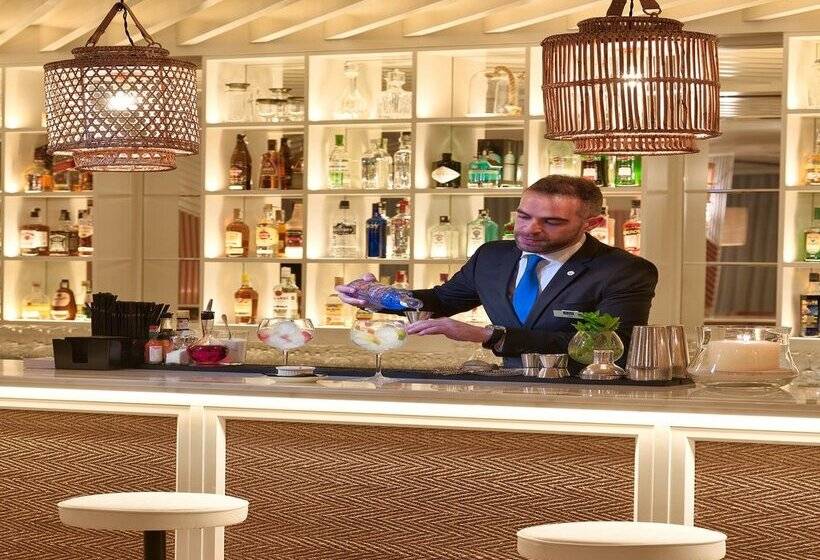 هتل H10 Cambrils Playa