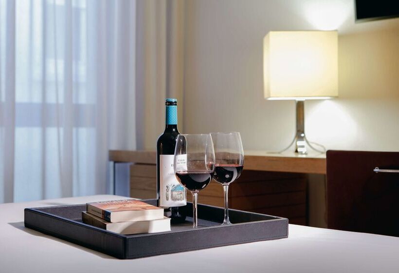 هتل Hesperia Zaragoza Centro