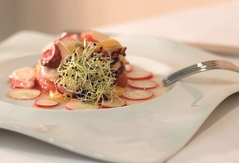 هتل Hesperia Zaragoza Centro