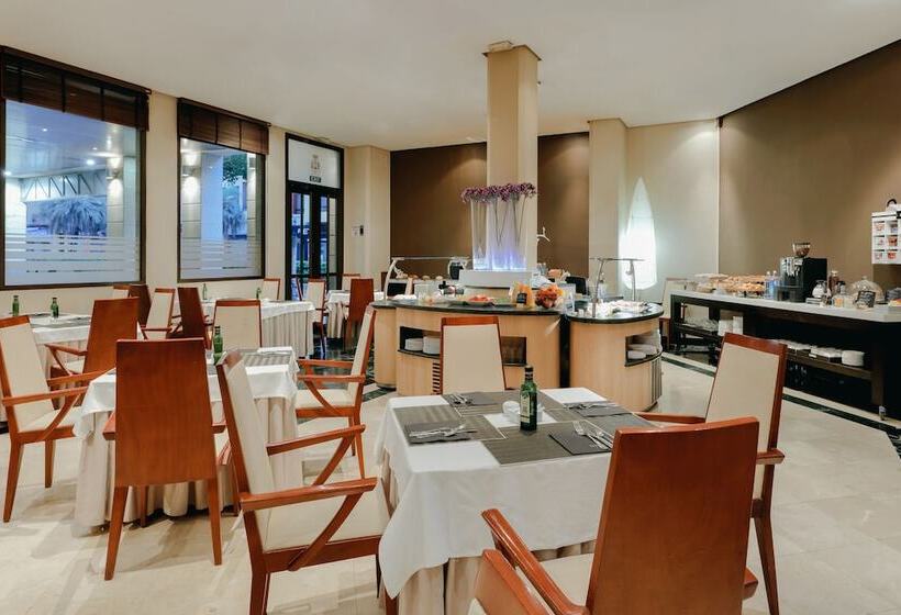 هتل Hesperia Zaragoza Centro