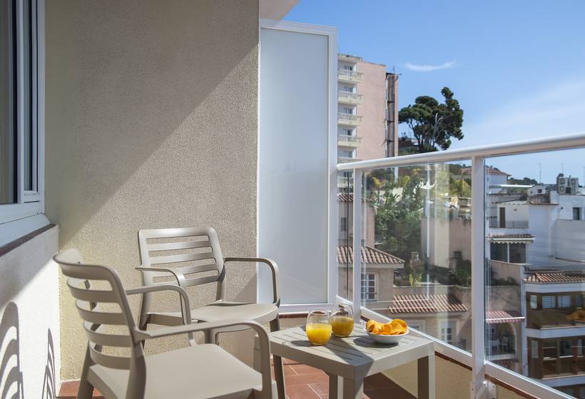 בית מלון כפרי Lloret Santa Rosa By Pierre & Vacances