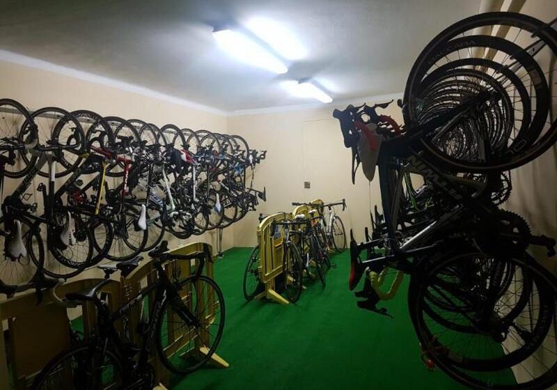 هتل Maria Del Mar