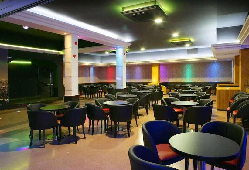 هتل Maria Del Mar