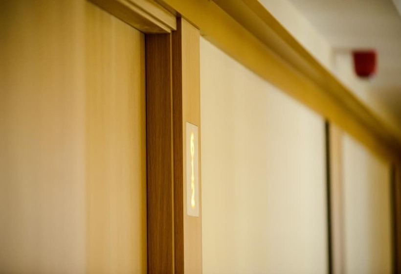 בית מלון כפרי Monarque El Rodeo