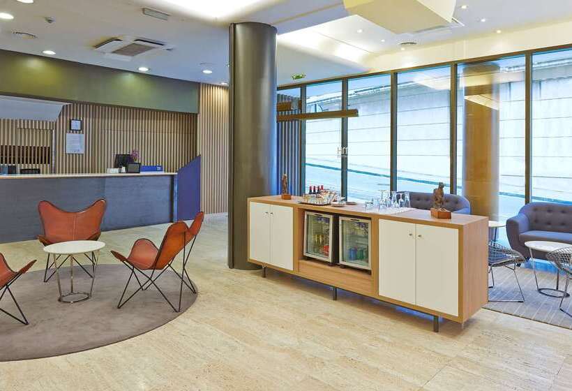 هتل NH Bilbao Deusto