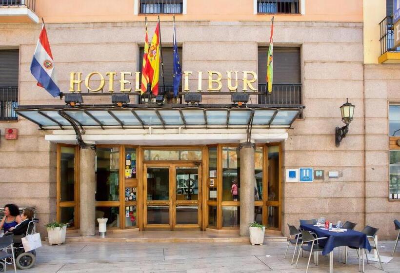 هتل Tibur