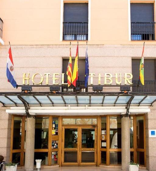 هتل Tibur