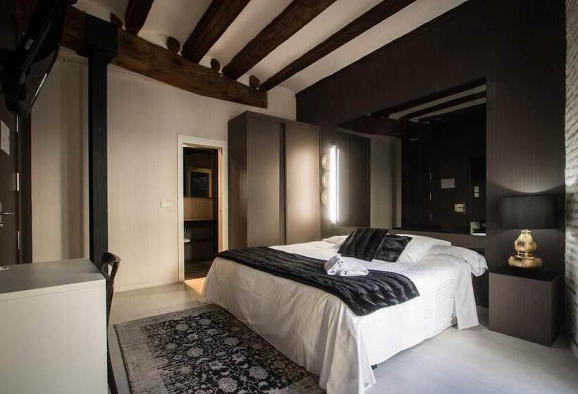 هاستل Cosy Rooms Embajador
