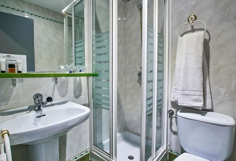 פונדק Sotopalacio Hsr