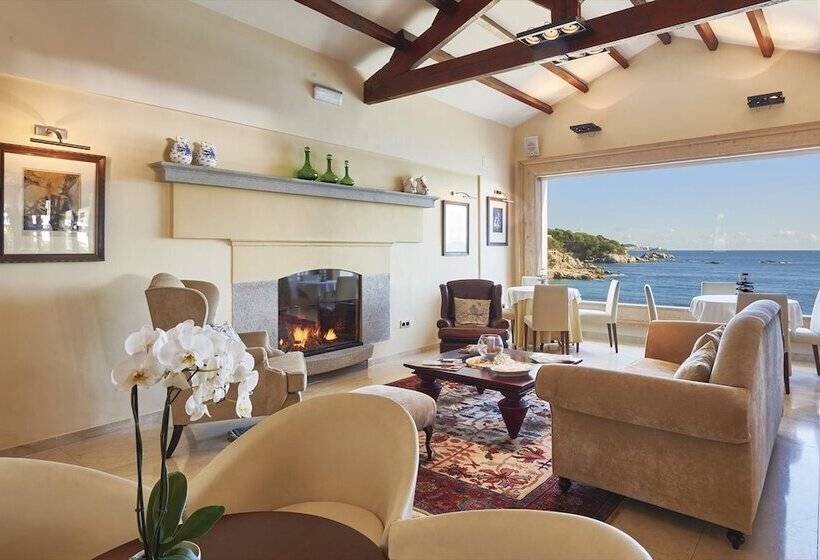 בית מלון כפרי Costa Brava