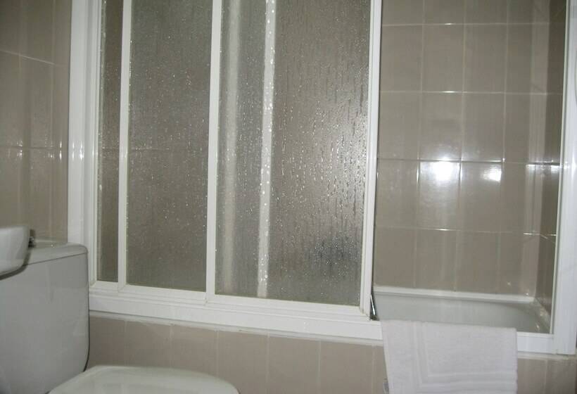 Отель Hostal Fontdemora