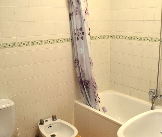 فندق Hostal Galicia