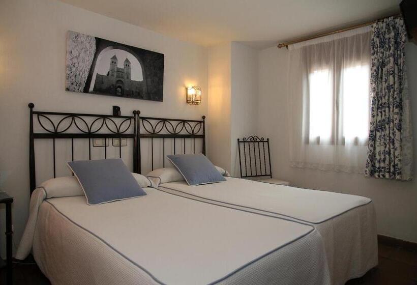 酒店 Hostal La Posada De Zocodover