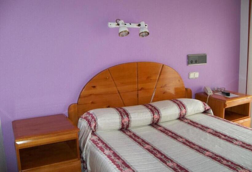 בית מלון כפרי Hostal Virgen Del Villar