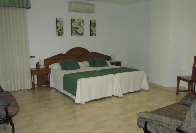 ホテル Hostal Vista Alegre