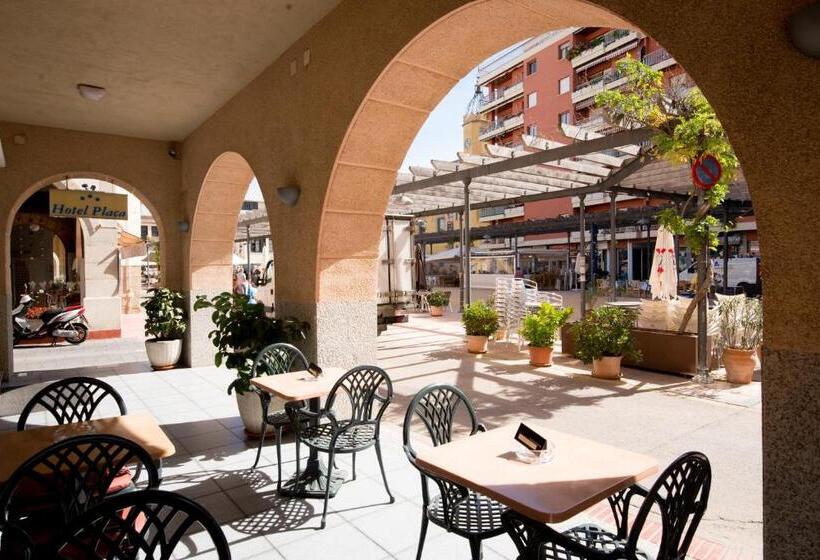 فندق Plaça