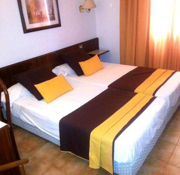 Hostal Del Sol