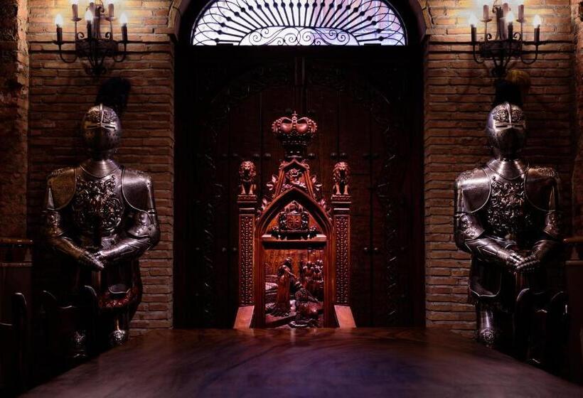 هتل Casa De Reyes