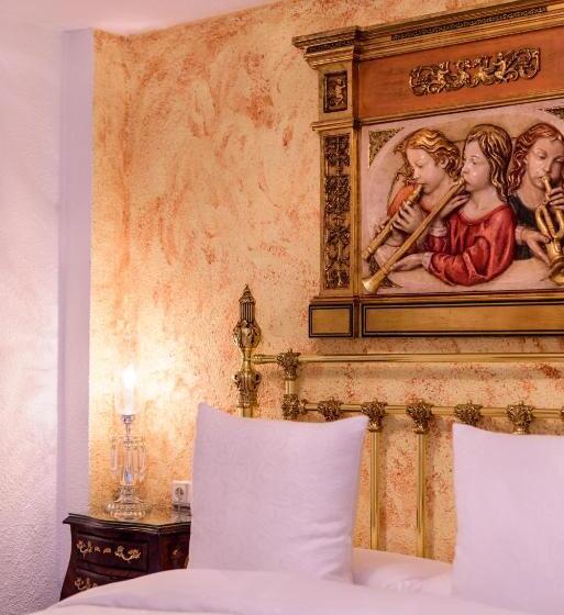 هتل Casa De Reyes